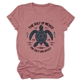 Détail de l'imprimé tortue sur le t-shirt rose poudré avec texte de style vintage - S / Or Rose (Police Noire)