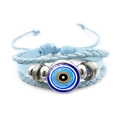 Detalle de pulsera trenzada de cuero azul claro con amuleto de ojo turco y cuentas plata - Azul Estilo 9