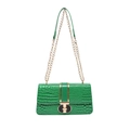 Bolso de mano verde con estampado de cocodrilo, cadena dorada y cierre de giro metal - Verde