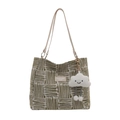 Borsa tote a righe geometriche verdi e beige con un simpatico ciondolo a nuvola bianca - Con Ciondolo / Giallo