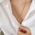 Gold crown necklace with letter H pendant and cubic zirconia on a rope chain - Letter H / Gold