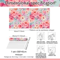 Détail de papier peint floral rose avec dimensions 45x300cm et guide de pose en 4 étapes - Pivoine Rose sur Bleu Clair (BZ20022) / 45x300cm