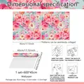 Guide des tailles pour papier peint floral rose vintage montrant les dimensions et l'installation - Pivoine Rose sur Bleu Clair (BZ20022) / 45x600cm
