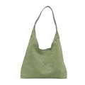 Elegante borsa tote verde chiaro oversize con trama a pieghe e logo in metallo a triangolo - Verde