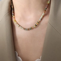 Collar de piedras naturales multicolores y ojo de tigre combinado con una americana - Cuentas de Ábaco del Danubio (P1718)