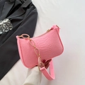 Pink retro felt shoulder bag with crocodile pattern texture and thick chain strap - Pink
