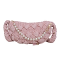 Borsa a tracolla rosa chiaro effetto nuvola con trama trapuntata e decoro cinturino perle - Rosa