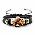 Halloween lederen armband met gevlochten koord en lichtgevende pompoenbedeltje in zwart - Heksenhoed Pompoen Stijl (JY009238-2)