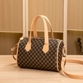 Sac à main Boston en similicuir marron foncé avec motifs floraux dorés vintage - Abricot