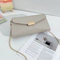 Minimalist envelope crossbody bag in ivory grey lychee leather with golden chain strap - Gray