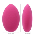 Éponge maquillage magenta en forme de goutte pour fond de teint, vues de face et de profil - Oeuf de Maquillage en Forme de Graine de Melon Emballage Nu / Rose Rouge