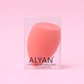 Éponge maquillage rose avec bord biseauté dans une boîte cadeau en plastique clair - Coupe Biseautée en Boîte / Orange Corail