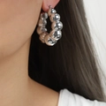 Pendientes gruesos en forma de U plateados con textura de burbujas en acero inoxidable - Plateado