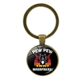 Porte-clés en bronze vintage avec motif French Bulldog Pew Pew Madafakas et coucher de soleil - Bronze-Gentleman Bouledogue (Bronze-9)
