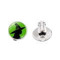 Orecchini a clip con silhouette di strega argentata su sfondo verde, vista laterale - Clip per Orecchio Silhouette Strega Verde (Clip-1)
