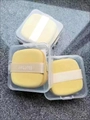 Three-piece set of soft yellow butter cushion puffs in clear acrylic storage boxes - Sponges Set And Transparent Box / Yellow