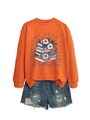 Détail d'un sweat-shirt orange avec une illustration de fleurs et de livres sur la poitrine - S / Orange