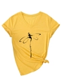 Dettaglio maglietta gialla scollo a V con stampa libellula e nodo decorativo sull'orlo - S / Giallo (Grafica Nera)