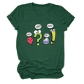 Vue à plat d'un t-shirt vert chiné avec des motifs de ponctuation de dessins animés colorés - S / Hauts / Vert Vintage