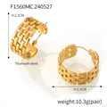 Detailed view of C-shaped titanium steel chain earrings with 2.3cm diameter specs - Chain Wrapped C Shaped Ear Buckle (F1560) / Gold