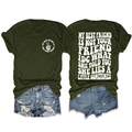 Vues avant et arrière d'un t-shirt vert armée avec typographie blanche au dos - Vert Armée/Police Blanche