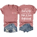Ensemble t-shirt rose col V avec imprimé Hospice et short en jean denim délavé - Or rose