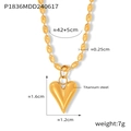 Detail der Herzanhänger-Halskette aus Titanstahl mit hochwertiger 18k Vergoldung - Gold