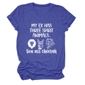 Vue détaillée du t-shirt bleu chiné avec graphismes d'animaux rigolos et texte blanc - Bleu Rétro (Texte Blanc)