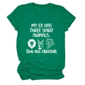 Détail du t-shirt vert foncé avec imprimé animal humoristique et col rond classique - Vert Encre (Texte Blanc)