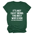 Détail de l'imprimé blanc sur le t-shirt vert forêt à col rond pour femme - Vert Rétro (Texte Blanc)
