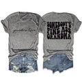 Λεπτομερής μπροστινή και πίσω όψη γκρι t-shirt με σύνθημα και τζιν σορτς - S / Σκούρο Γκρι (Μαύρη Γραμματοσειρά)