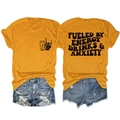 Dettaglio fronte e retro della t-shirt arancione vivace con scritte grafiche nere in grassetto - S / Giallo Senape (Carattere Nero)