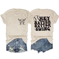 Detailansicht der Rückseite von Baseball T-Shirt und zerrissenen Denim Shorts Set - S / Sand (Schwarze Grafik)