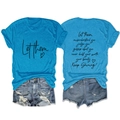Set t-shirt in cotone celeste con stampa Let Them e pantaloncini in denim usati - Blu Lago (Font Nero)