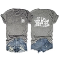 Flach liegendes graues Sassy Mom T-Shirt mit Rückenprint und zerrissenen Jeansshorts - S / Dunkelgrau (Weißer Druck)