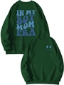 Detail von dunkelgrünen Boy Mom Era Sweatshirts mit Rippbündchen und blauem Buchstabendruck - S / Dunkelgrün