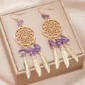 Boucles d'oreilles attrape-rêves dorées avec pierres d'améthyste et pendentifs plumes - Frange de Plumes Dreamcatcher Violette