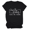 Dettaglio della scritta bianca Country Roads Take Me Home sulla t-shirt nera - Nero (Font Bianco)