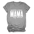 Détail de l'imprimé Glitter and Dirt Mama of Both blanc sur un t-shirt en coton gris - Gris Foncé (Lettres Blanches)