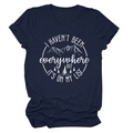 Dunkelblaues Kurzarm-T-Shirt mit Berg-Print und I Haven't Been Everywhere Spruch - Marineblau (Weißen Text)
