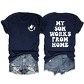 Platliggende marineblauwe t-shirt set met witte 'MY SON WORKS FROM HOME' opdruk - S / Tops / Marineblauw (Witte print)