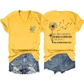 Gelbes V-Ausschnitt T-Shirt mit 'You Matter' Print und Distressed Denim Shorts Set - S / Gelb