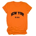 Détail d'un t-shirt en coton orange vif avec imprimé graphique noir New York USA - Orange (Police Noire)