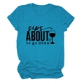 T-shirt bleu sarcelle avec imprimé 'sips about to go down' et motif verre de vin - S / Bleu lac