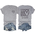Vue détaillée avant et arrière d'un t-shirt gris décontracté avec motif cœur et texte - Gris Clair (Graphique Noir)