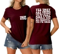 Vues avant et arrière du t-shirt Twin Mama bordeaux en coton avec texte imprimé - Rouge Vin (Police Blanche)