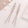 Eleganti orecchini in acciaio inox con nappe a fiocco di neve e strass scintillanti - Nappa Fiocco di Neve Argento (EH0026198)