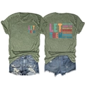 T-shirt graphique vert olive avec short en jean montrant le design imprimé recto-verso - Vert olive