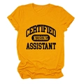 Λεπτομέρεια από κίτρινο μπλουζάκι Certified Nursing Assistant με μαλακή πλέξη - S / Κίτρινο της Μουστάρδας (Μαύρο Κείμενο)