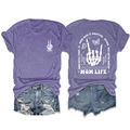 Damen Set mit lila Some Days It Rocks Grafik-T-Shirt und zerrissenen Jeansshorts - S / Oberteile / Lila (Weißes Muster)